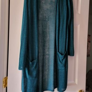 Ensemble pants tunic and sweater